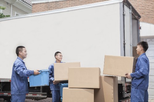 Local man and van service helping with a move in Enfield